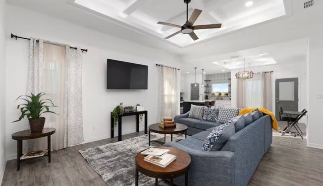 The Spacious Nest 3BR/2BA,King Bed,Near Hospital