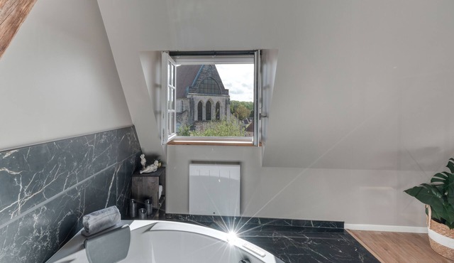 The splendid Collégiale Saint André