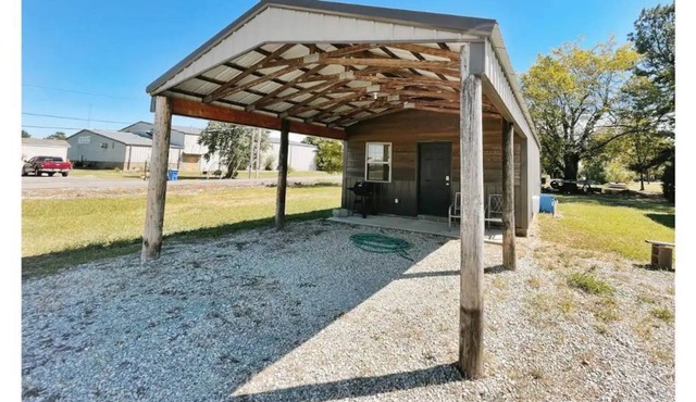 The Spoony Cabin at High Waders!