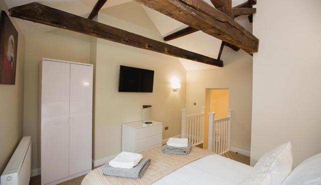 THE SPREAD EAGLE chesterfield