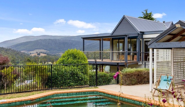 THE SPRINGS - Something for every season