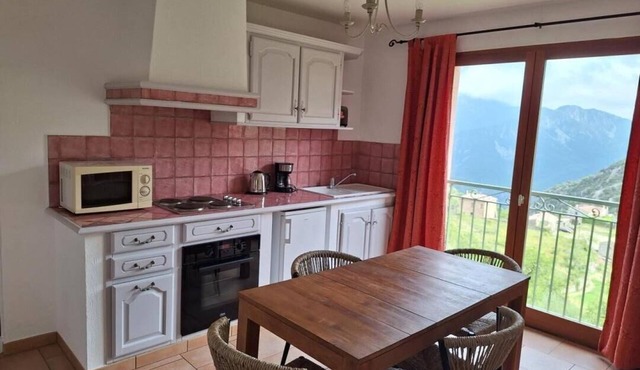 The Squirrels of Utelle