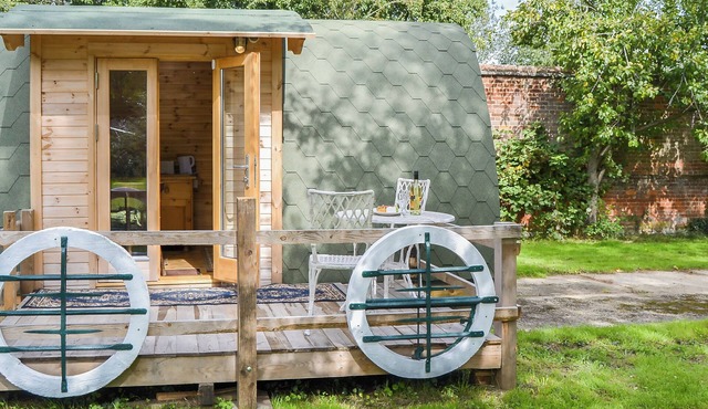 The Squirrels (Strelley Barn)