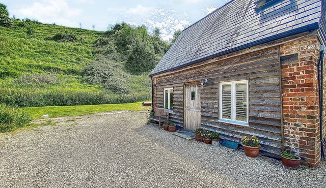 The Stable - UK39555