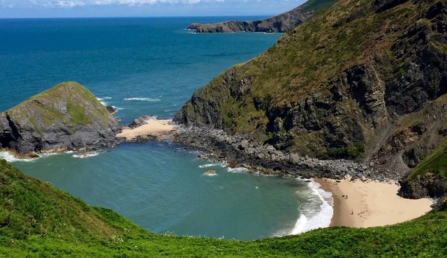 The Stables -3 miles from stunning Aberporth Beach