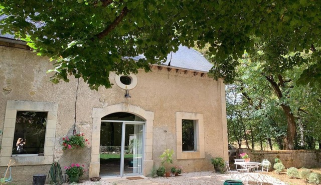 The Stables Gite, at Chateau Mas de Pradie, 2 bedroom luxury gite in Aveyron.