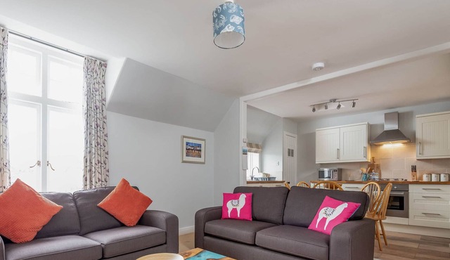 The Stables Loft | Close to Elie Beach