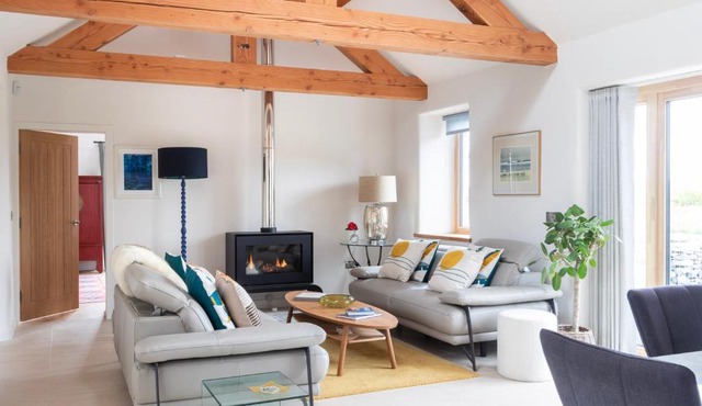 The Stables - Luxury Cottage