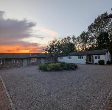 The Stables - Private room in a shared house