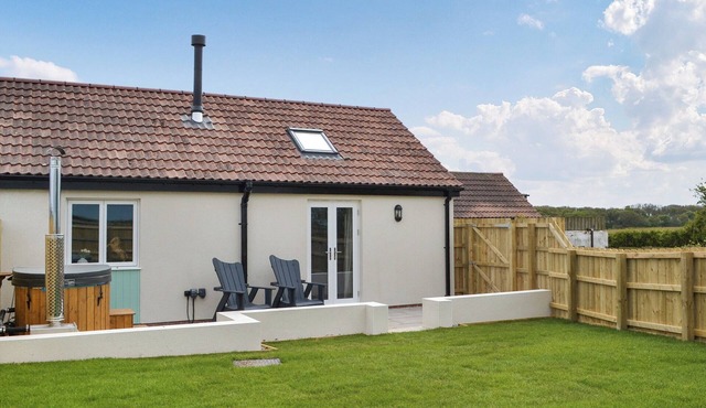 The Stables - UK48755