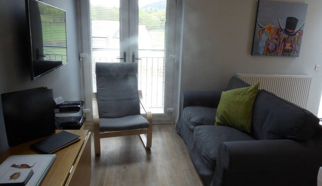 The Stables Upper Cottage 9 (Auchendennan) - sleeps 2 guests in 0 bedrooms