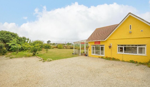 The Station Masters Lodge