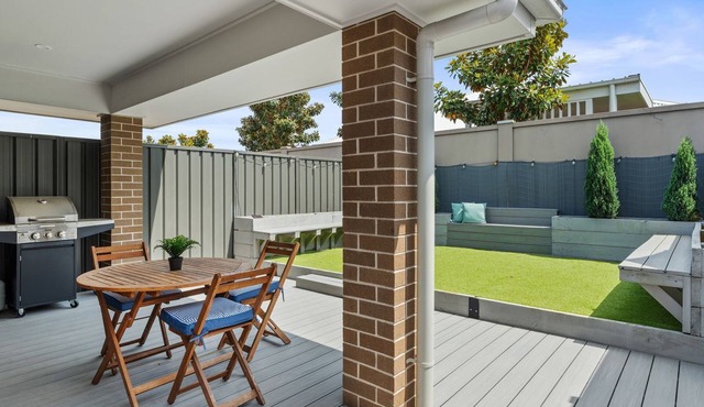 The Stayover - Your Wine Country Base