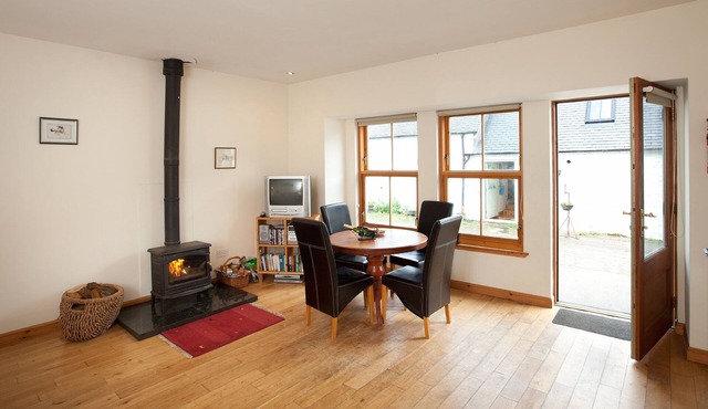 The Steading Farm Cottage In The Trossachs With Pool And Hot Tub