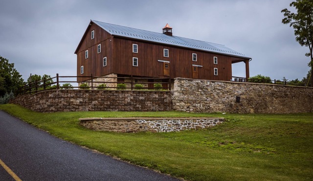 The Stone Barndominium | Game Room, Fire Pit + Bar!