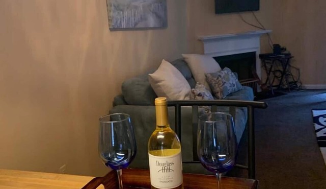 The Stone Crest Villa - Near Stone Mountain Park