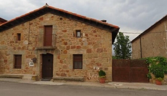 The Stone House of the Village for 10 people