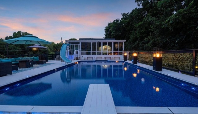 The Stoneglass Retreat