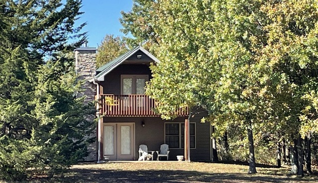 “The Stoutsville Cabin” offers you a peaceful and secluded getaway!