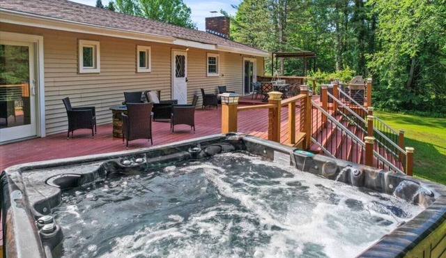 "The Stream House" Saratoga home on 4+ acres