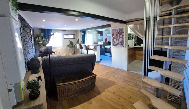 The Studio - Duplex. Fully equipped, ideally located for shopping and tourism.