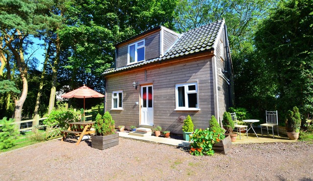 The Studio - One Bedroom House, Sleeps 2