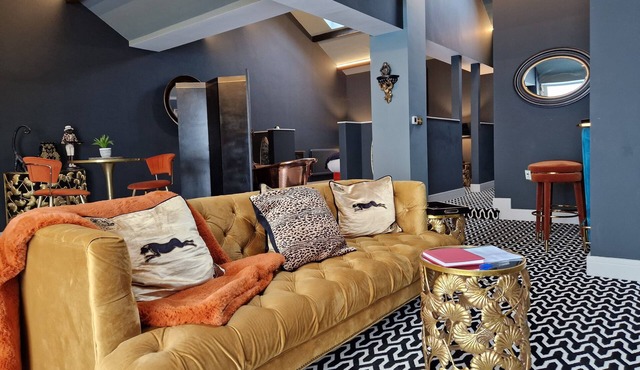 THE STUDIO, pet friendly, with a garden in Garstang