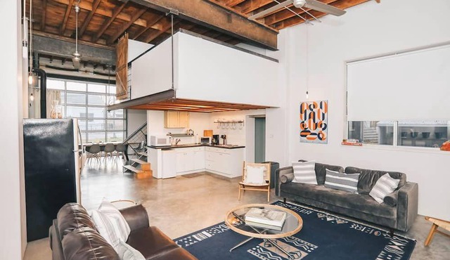 The Studio-Picton Getaway with Park Pass included