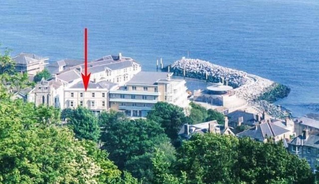 THE STUDIO, romantic, country holiday cottage in Ventnor