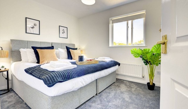 The Studley | Calm & Executive House | Parking | eco-Short Term Let by SILVA