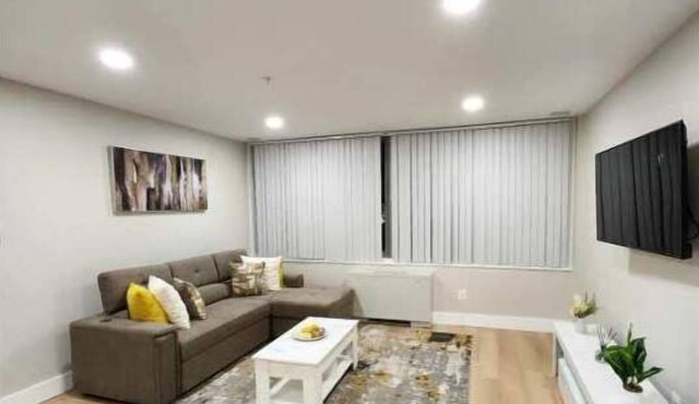 The Stunning Suite Heart of Towson