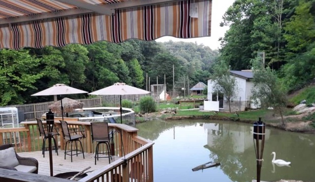 The Suite at The Ridge