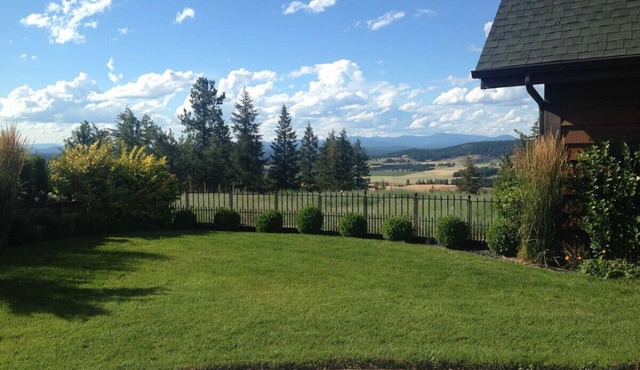 The Suite Getaway at Green Bluff