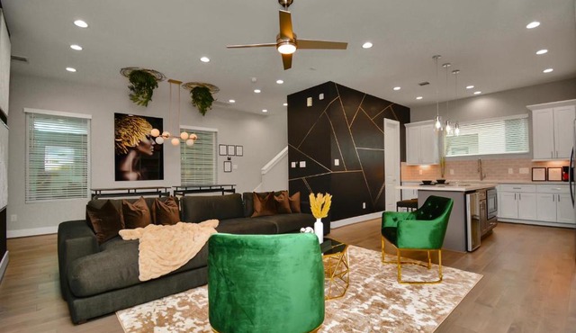 The Suite Spot II — Mins to DOWNTOWN HOUSTON