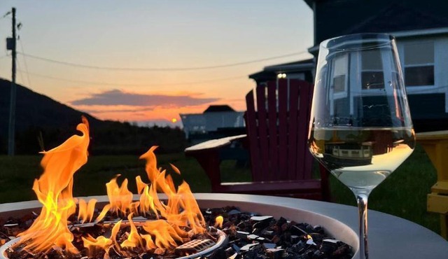 The Sullivan Suite 5 Bedroom home, on 5 acres in Gros Morne