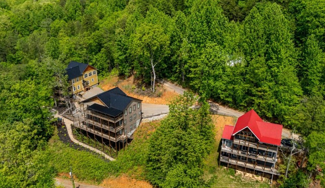 The Summit Collection by Ghosal Luxury Lodging