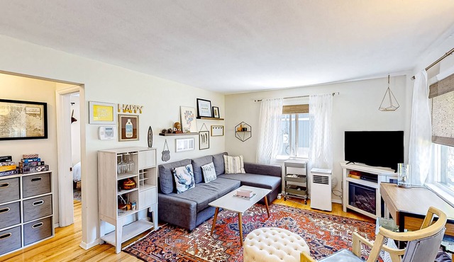 The Sunrise Sanctuary | House in Seattle with a private yard