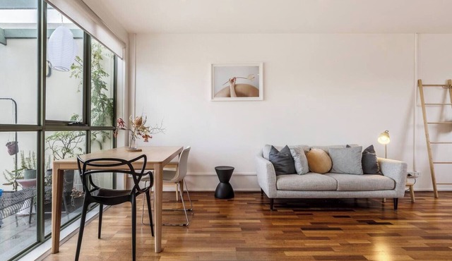 The Sunroom Minimalist Chic moments from Chapel St