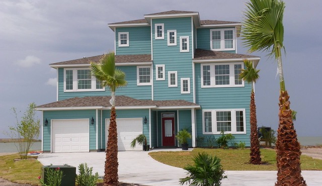 The Sunset Bay Escape - Fishing, boating, and Fun!