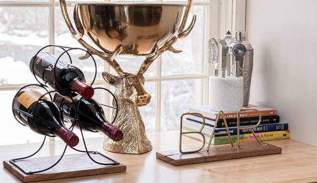 The Sunset Inn: Ski Okemo, Walk to Town, 4 Beds/4 Baths