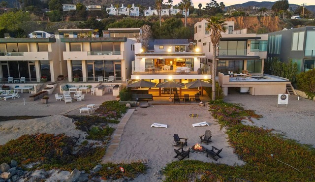 The Surf Lodge by Stay Awhile Villas