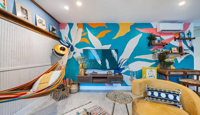 The SurfSide Hideout - Charming/Cozy/Central