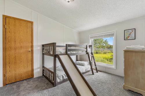 The Sweet Retreat by Simple Life Rentals