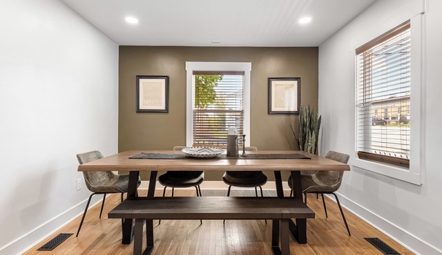 The Sweet Retreat Wheelchair Accessible Historic Home