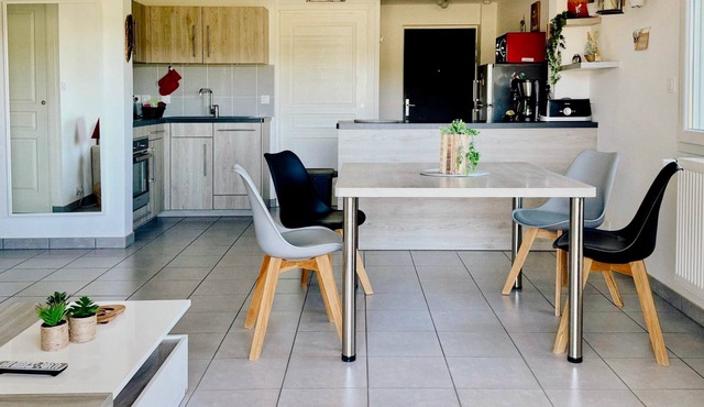 The Swiss border worker at the foot of La Dôle in the DRC