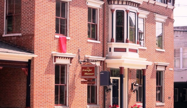 The Swope Manor Bed & Breakfast