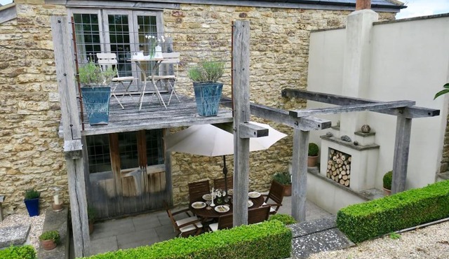 The Tallet - converted three bed stable - no children under 8