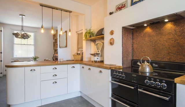 The Tansy House on Queen Street