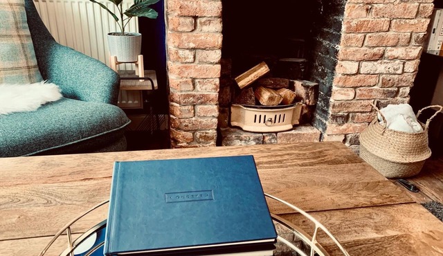 THE TENTH HOUSE 1750 Wirksworth Peak District Georgian Cottage Derbyshire Luxury