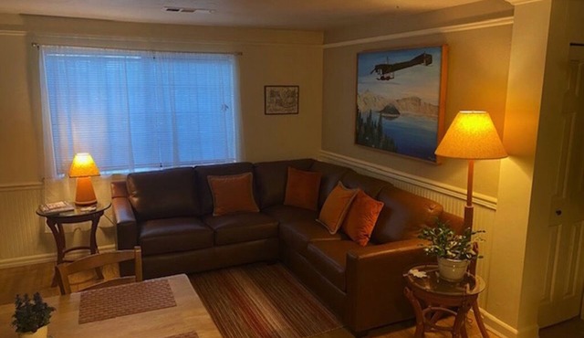 The Terra Cottage Inn - Ashland, Oregon